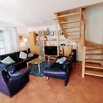 Ferienhaus Freesenbruch Doppelhaushälfte 11 - Windflüchter Ostseeheilbad Zingst
