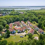 Freesenbruch Doppelhaushälfte 11 - Windflüchter Ferienhaus *