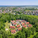Freesenbruch Doppelhaushälfte 11 - Windflüchter Ferienhaus Ostseeheilbad Zingst