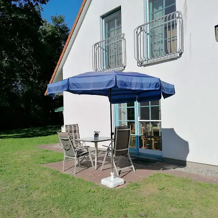 Holiday home Freesenbruch Doppelhaushaelfte 11 - Windfluechter *
