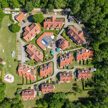 Freesenbruch Doppelhaushaelfte 11 - Windfluechter * Zingst