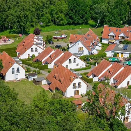 Freesenbruch Doppelhaushaelfte 11 - Windfluechter Feriehus
